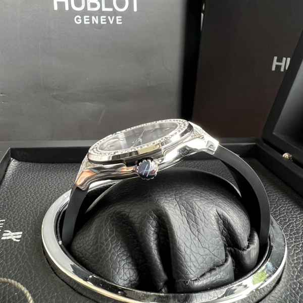 ウブロコピー時計側面デザイン